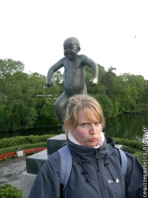 Parc de Vigeland et son célèbre bébé colérique (arrière-plan...)